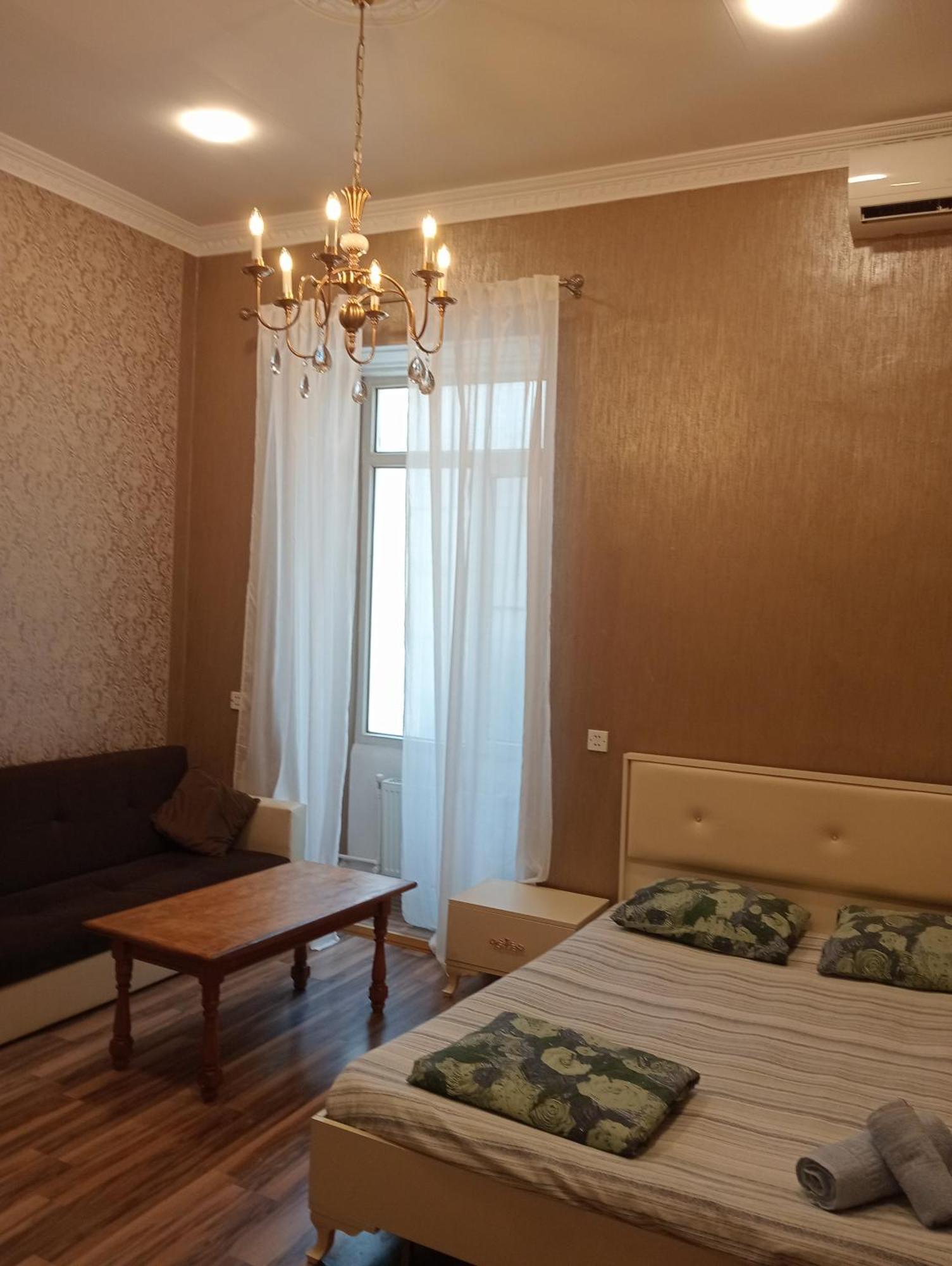 Apartment On The Delara Aliyeva Street บากู ภายนอก รูปภาพ
