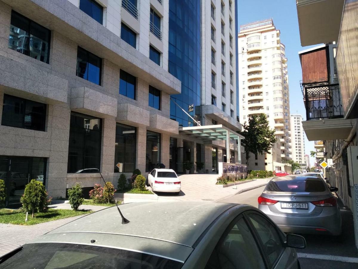 Apartment On The Delara Aliyeva Street บากู ภายนอก รูปภาพ